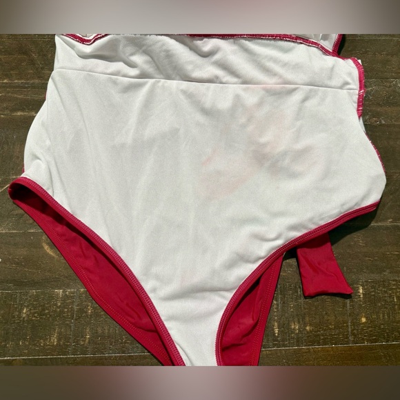NWT Cupshe Burgundy Wine Tummy Control Halter Onepiece Bathing Suit Swimwear XL - Picture 13 of 13